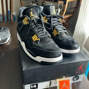 Air Jordan r retro royalty